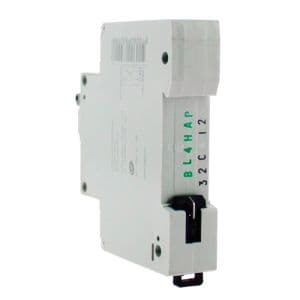 Disjoncteur IKEPE 32A auto Ph+N courbe C 4.5kA 230V - vue de derrière