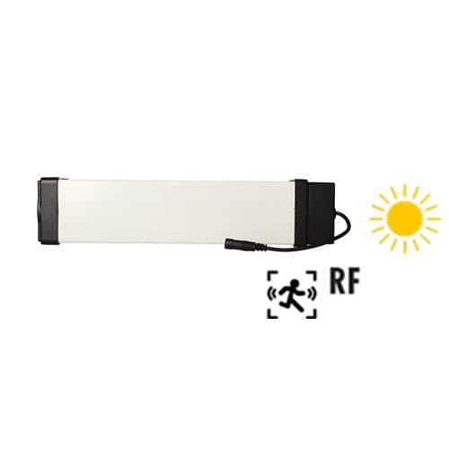 Réglette LED solaire Arlux Linea 8W 500lm 4000K noir