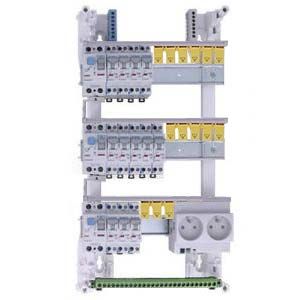 Intérieur du tableau électrique Ikepe pré équipé à vis 3 rangées 63A 12 disjoncteurs