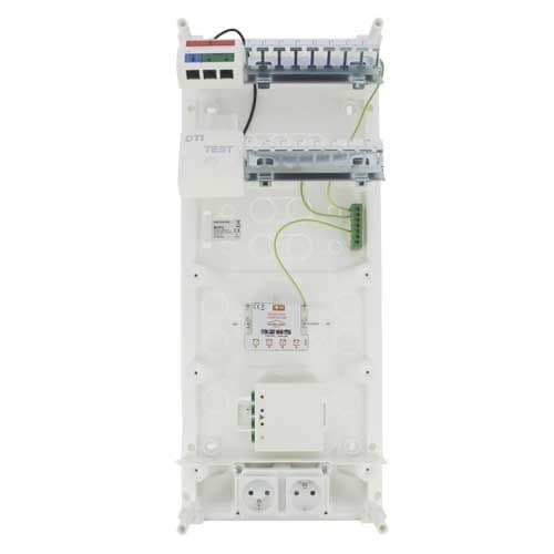 Intérieur du coffret de communication IKEPE Grade 2TV - 8RJ45 avec DTIO et emplacement box