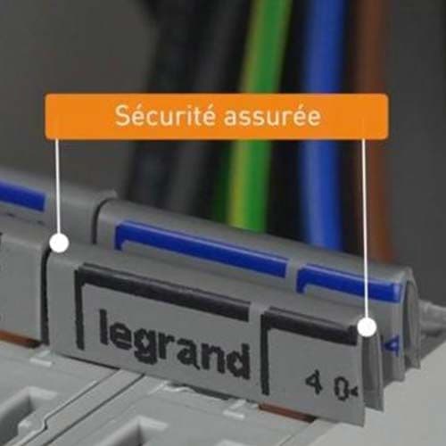 LEGRAND Peigne universel d'alimentation Ph+N 18 modules avec sécurité assurée