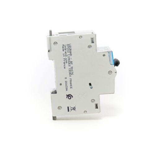 Disjoncteur différentiel LEGRAND DX3 20A 30mA type F 2 modules 230V - vue de côté