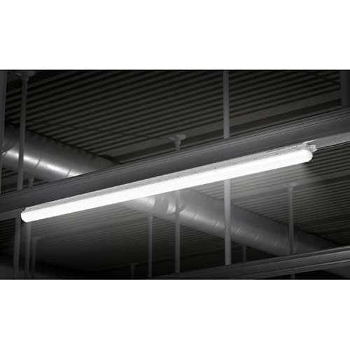 Réglette LED étanche MAZDA 120cm 36W 4000lm - photo ambiance garage