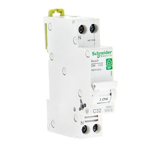 SCHNEIDER Resi9 XP Disjoncteur 32A Ph+N courbe C 3kA 230V - R9PFC632